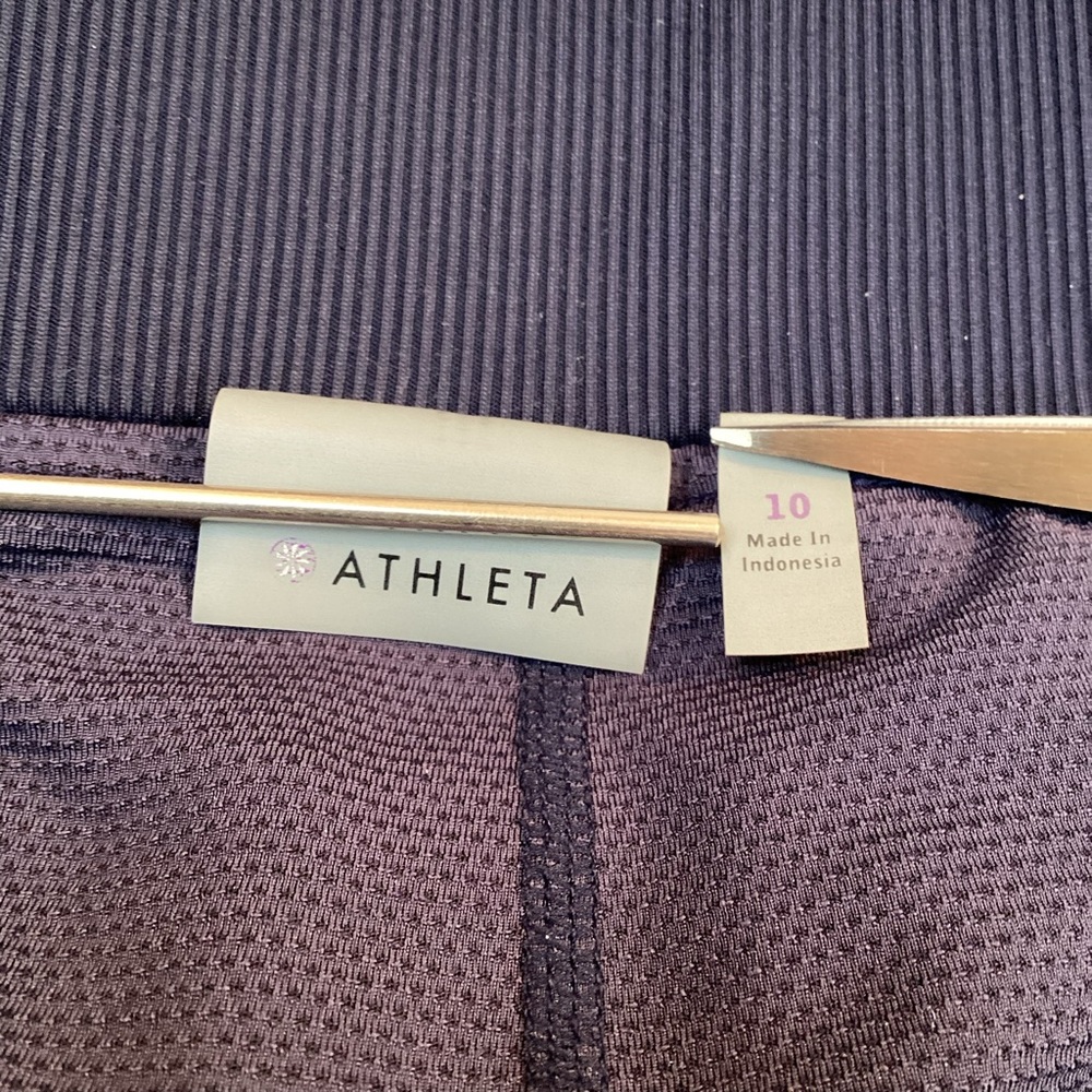 Athleta Skort Navy & White - Picture 10 of 13